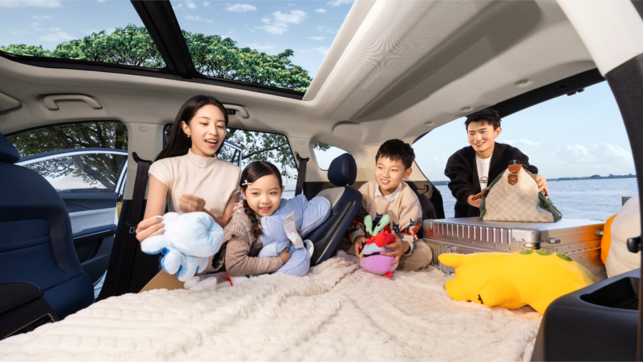 9.98-14.98万元  大七座电混SUV  人生就是博X8 E家正式上市1233.png